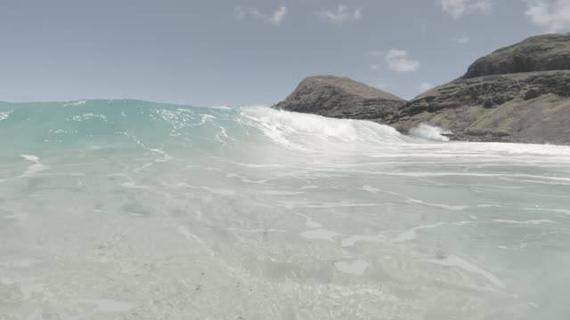 Raw surf clip, 0:05