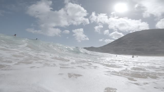 Raw surf clip, 0:09