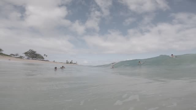 Raw surf clip, 0:06