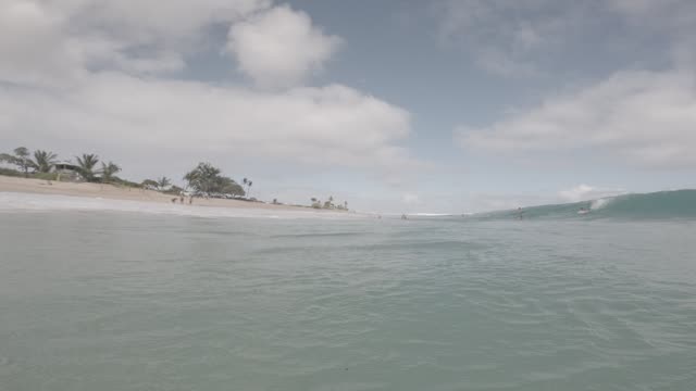 Raw surf clip, 0:08