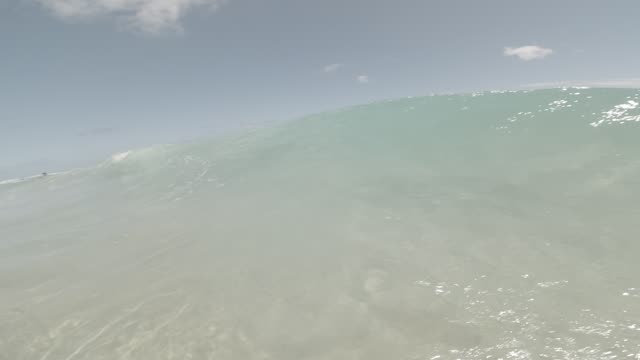 Raw surf clip, 0:05