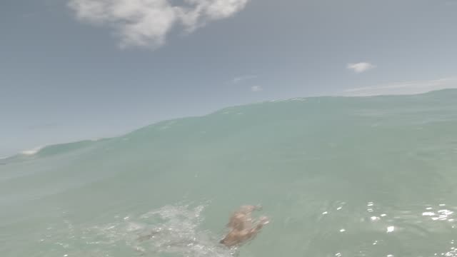 Raw surf clip, 0:13