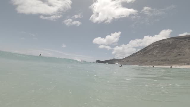 Raw surf clip, 0:14