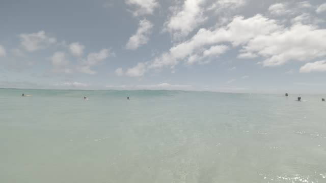 Raw surf clip, 0:08