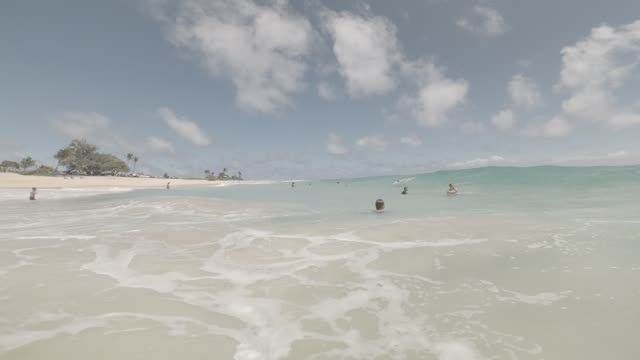 Raw surf clip, 0:06