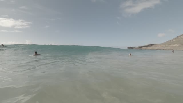 Raw surf clip, 0:08