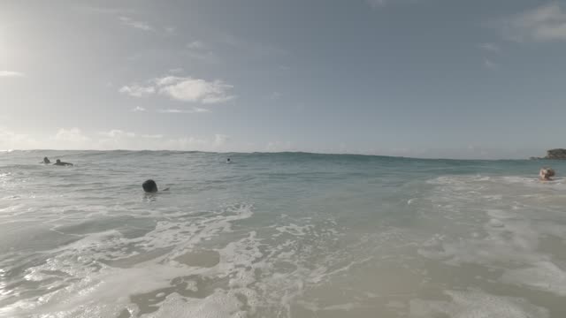 Raw surf clip, 0:09