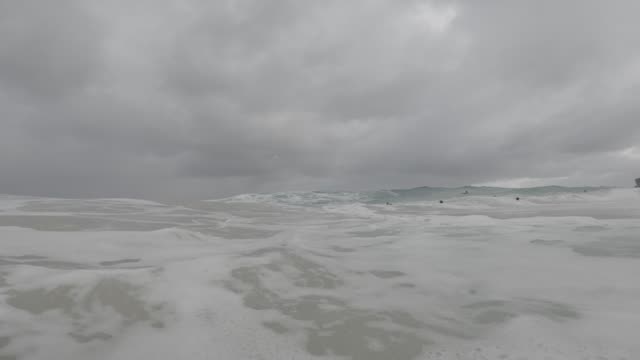 Raw surf clip, 0:11