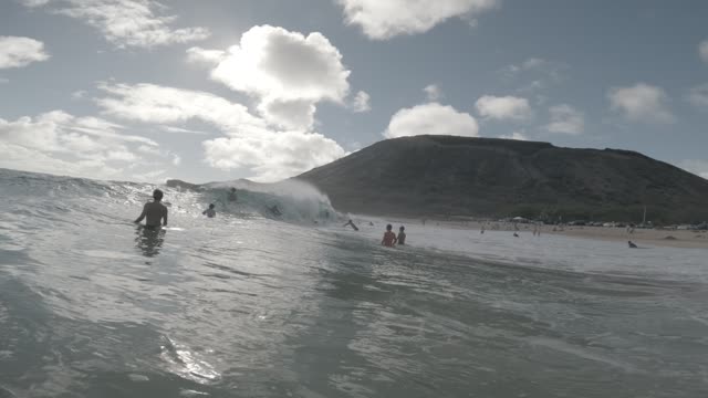 Raw surf clip, 0:06