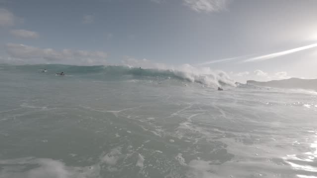 Raw surf clip, 0:17