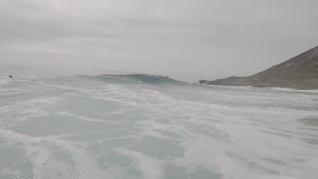 Raw surf clip, 0:51