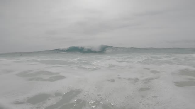 Raw surf clip, 0:14
