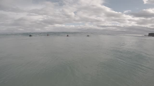 Raw surf clip, 0:09