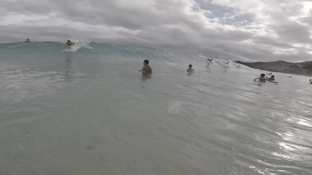 Raw surf clip, 0:15
