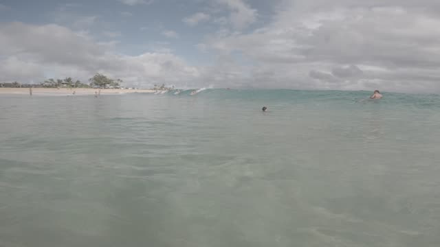 Raw surf clip, 0:10