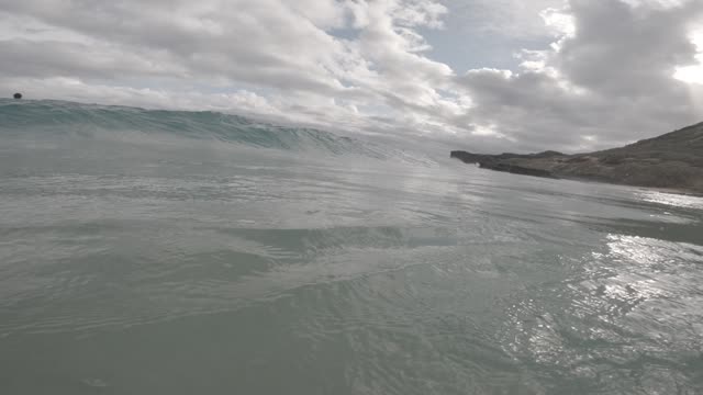 Raw surf clip, 0:06