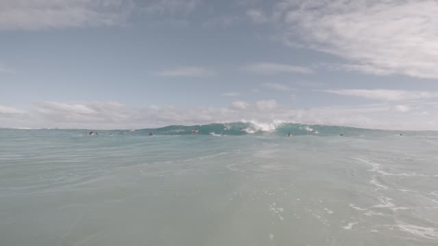 Raw surf clip, 0:14