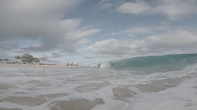 Raw surf clip, 0:07