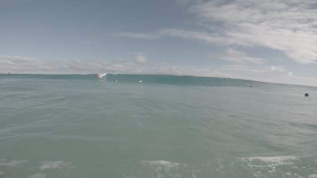 Raw surf clip, 0:08