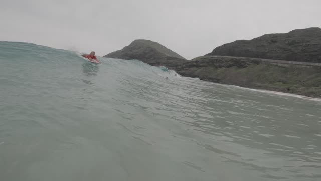 Raw surf clip, 0:06