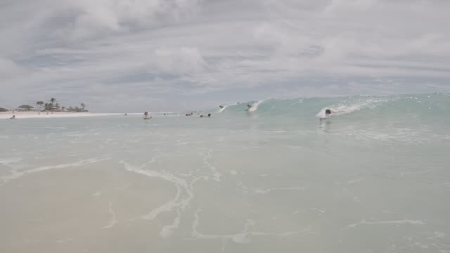 Raw surf clip, 0:06