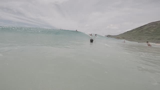 Raw surf clip, 0:09