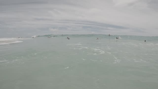 Raw surf clip, 0:07
