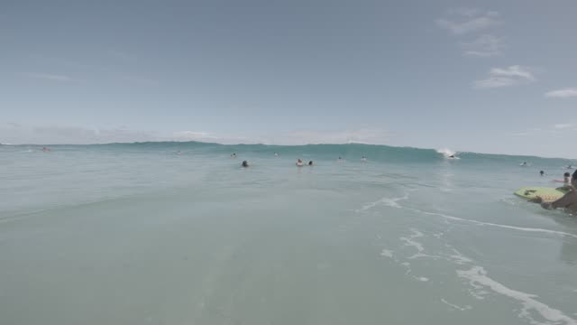 Raw surf clip, 0:10