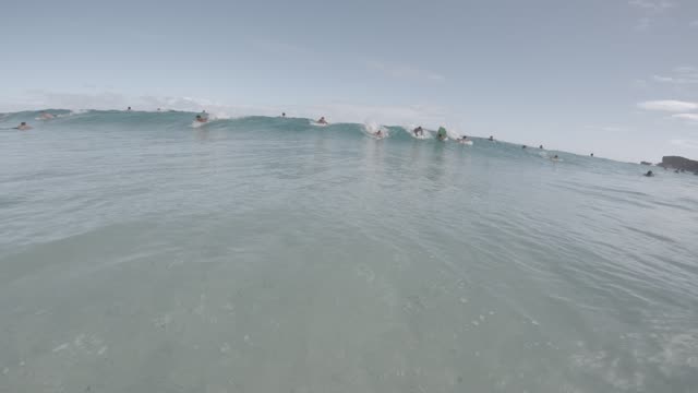 Raw surf clip, 0:06