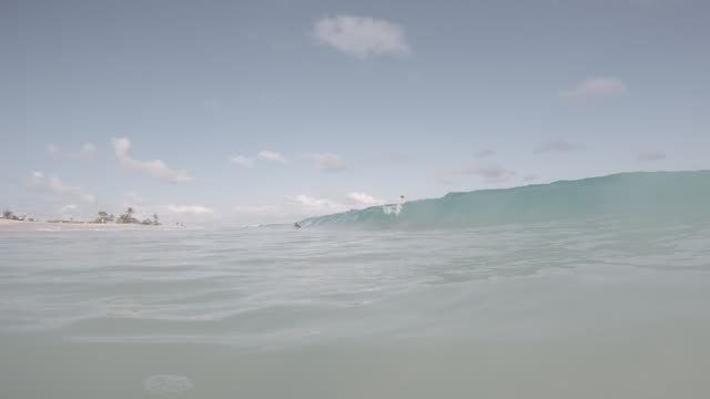 Raw surf clip, 0:05