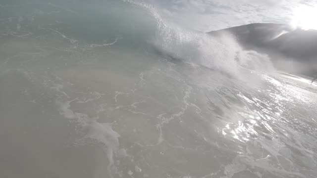 Raw surf clip, 0:05