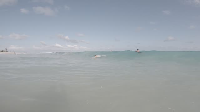 Raw surf clip, 0:06