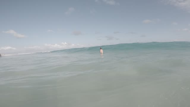 Raw surf clip, 0:37