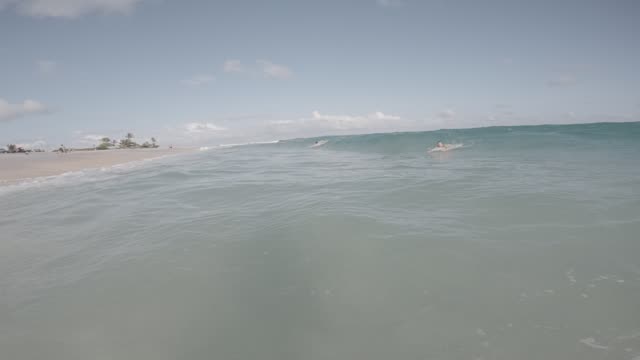 Raw surf clip, 0:06