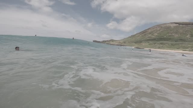 Raw surf clip, 0:06