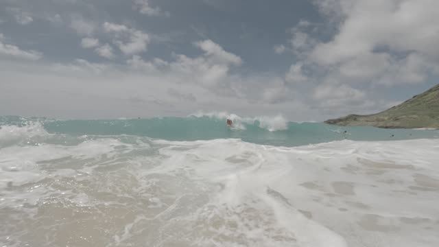 Raw surf clip, 0:11