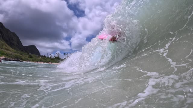 Raw surf clip, 0:12