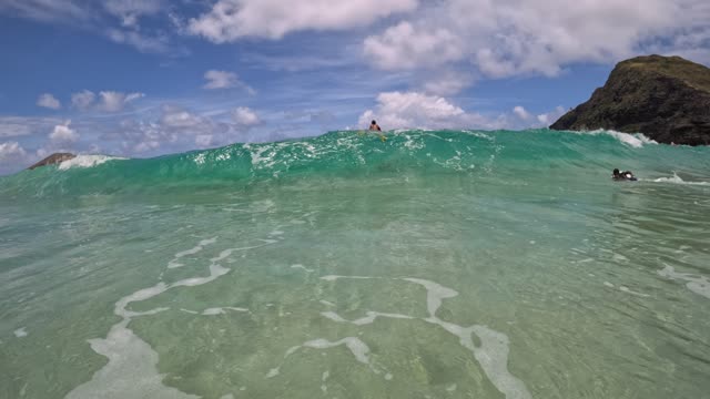Raw surf clip, 0:07
