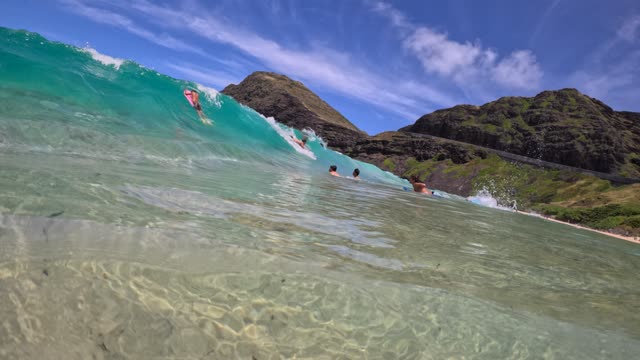 Raw surf clip, 0:06
