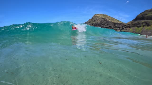 Raw surf clip, 0:06