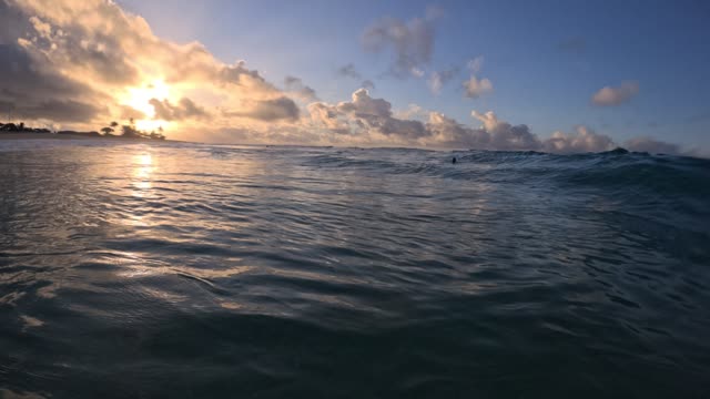 Raw surf clip, 0:06