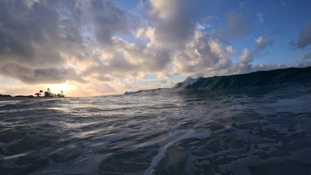 Raw surf clip, 0:06