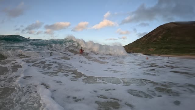 Raw surf clip, 0:10
