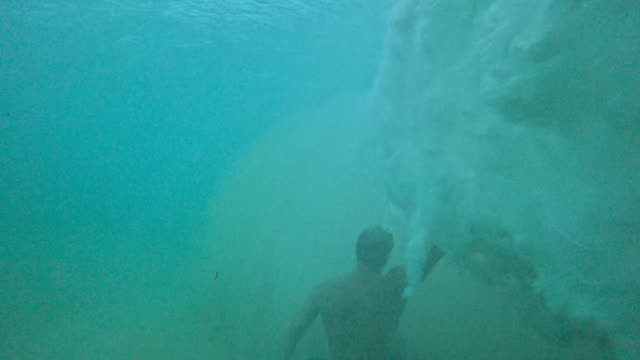 Raw surf clip, 0:10