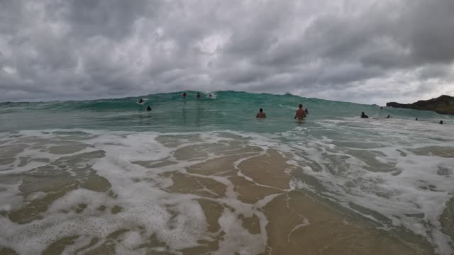 Raw surf clip, 0:07