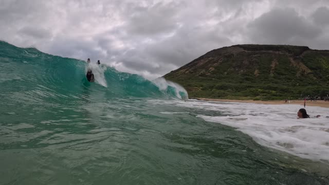 Raw surf clip, 0:05