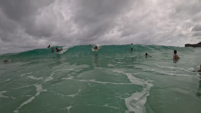 Raw surf clip, 0:06
