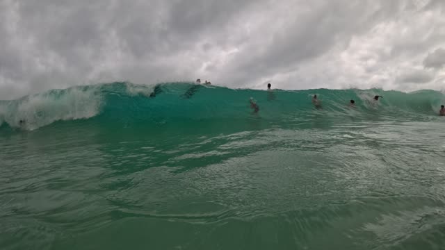 Raw surf clip, 0:06