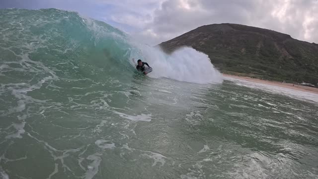 Raw surf clip, 0:10