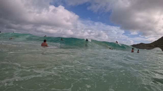 Raw surf clip, 0:08